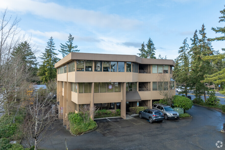 11711 NE 12th St, Bellevue, WA for lease - Building Photo - Image 3 of 23