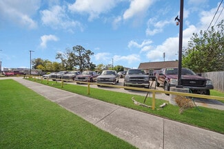 More details for 811 N Main St, Baytown, TX - Retail for Sale