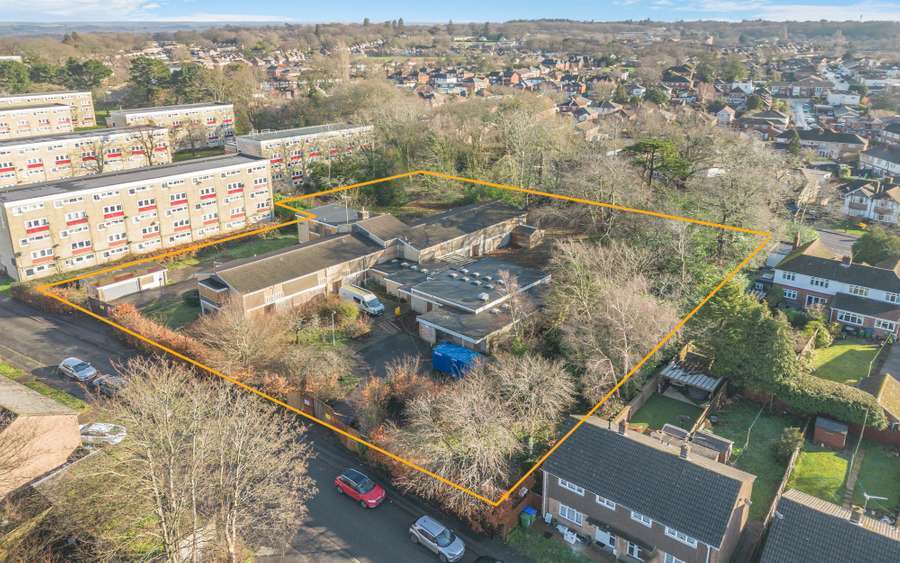 Wavell Rd, Southampton for sale Building Photo- Image 1 of 2