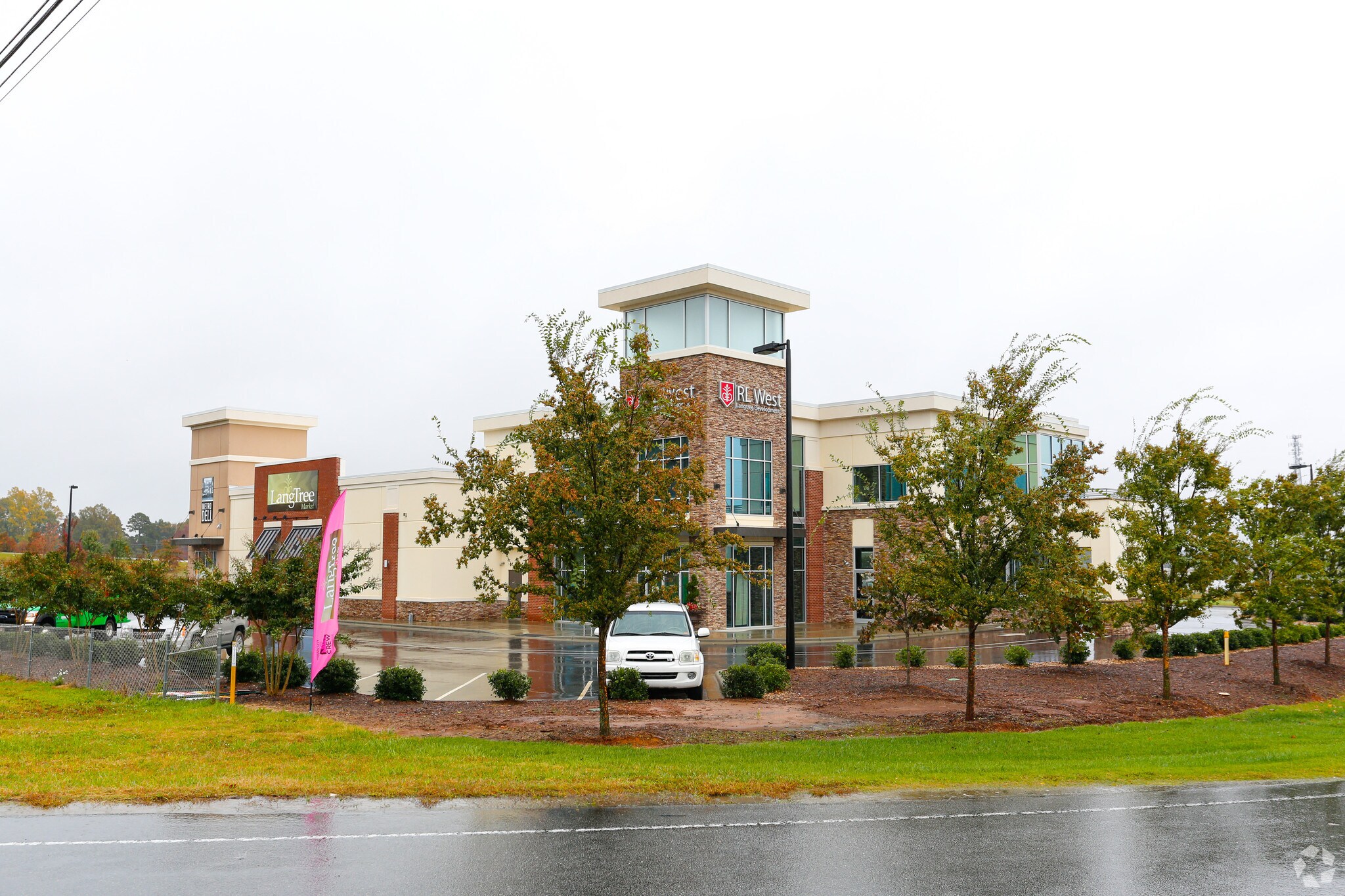401 Langtree Rd, Mooresville, NC à louer Photo principale- Image 1 de 9