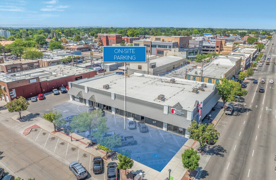 Nampa Office/Retail Portfolio portefeuille de 3 propriétés à vendre sur LoopNet.ca - Photo du bâtiment - Image 2 de 14