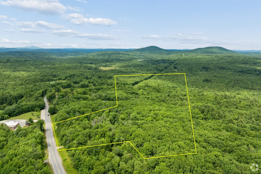 111 Chestnut Hill Rd, New Boston, NH for sale - Building Photo - Image 1 of 15
