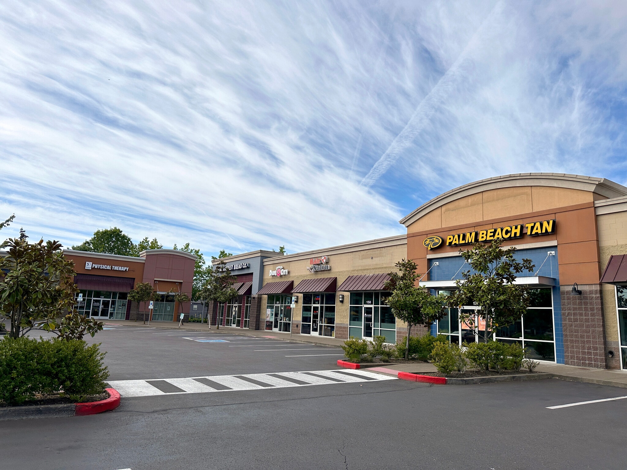 697 Wallace Rd, Salem, OR for lease Primary Photo- Image 1 of 12