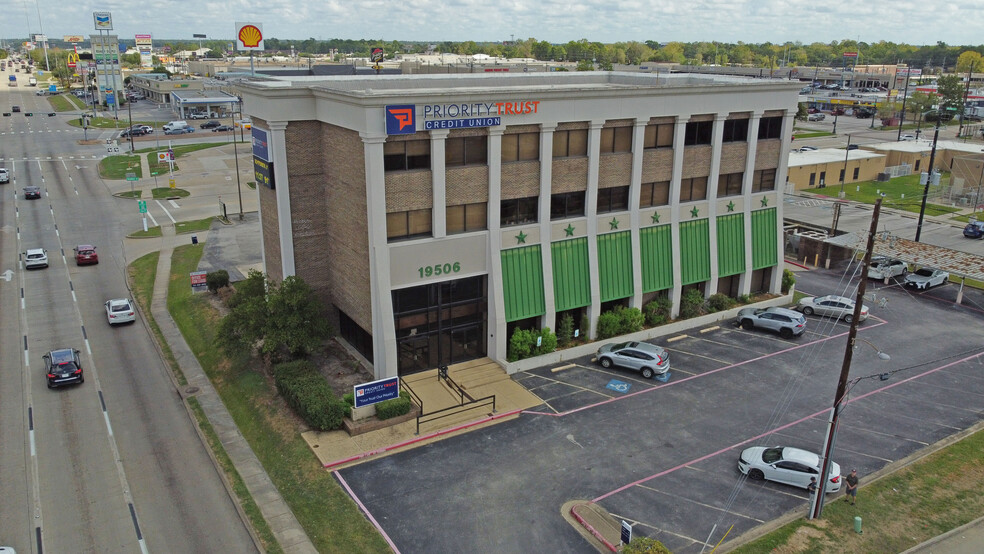 19506 N US 59 Hwy, Humble, TX for lease - Building Photo - Image 2 of 45