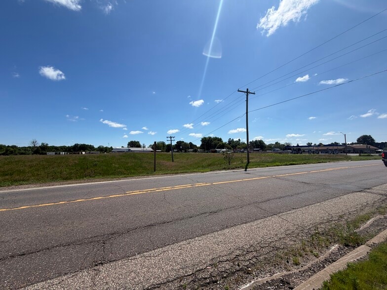 406-420 Chippewa St, Cadott, WI for sale - Building Photo - Image 2 of 2