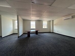 105 N Main St, Culpeper, VA for lease Interior Photo- Image 2 of 6