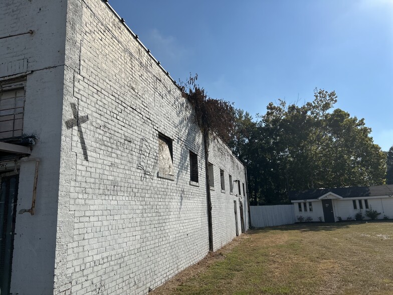 710 Scenic Hwy, Baton Rouge, LA for sale - Building Photo - Image 2 of 18