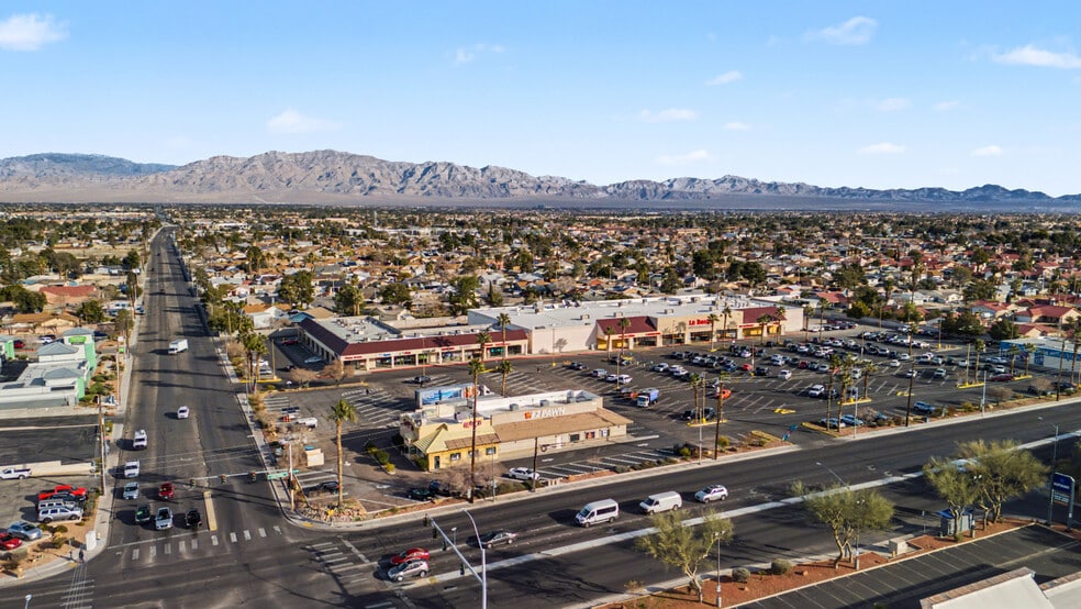 6010 Cheyenne Ave, Las Vegas, NV à louer - Photo du bâtiment - Image 3 de 3