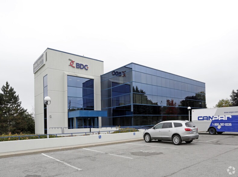 151 Ferris Ln, Barrie, ON à vendre - Photo principale - Image 1 de 1