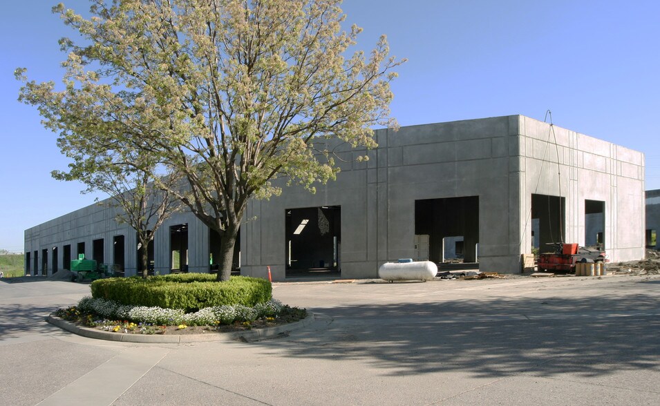 3620 Industrial Blvd, West Sacramento, CA for lease - Building Photo - Image 2 of 6