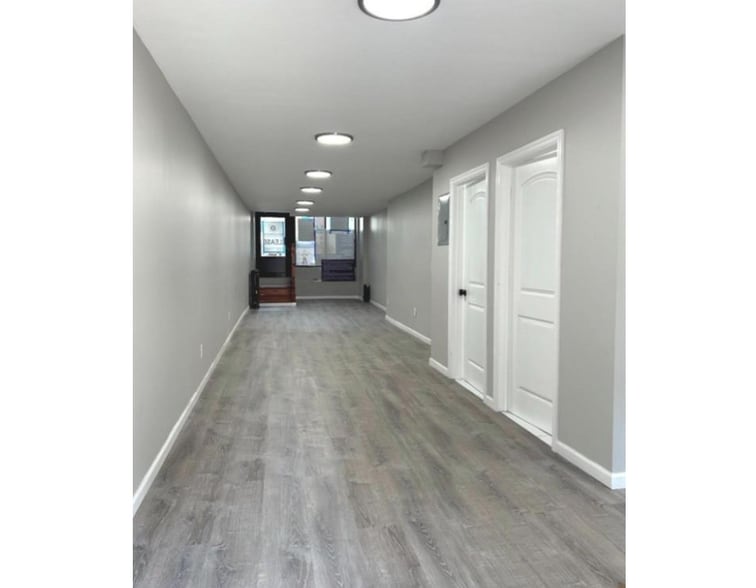 344 E 116th St, New York, NY for lease - Building Photo - Image 3 of 9