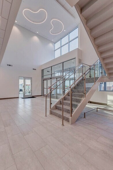 18760 US 59 N hwy, Humble, TX for lease - Building Photo - Image 3 of 14
