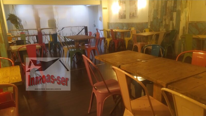 Retail in Barcelona, Barcelona for lease - Interior Photo - Image 3 of 7