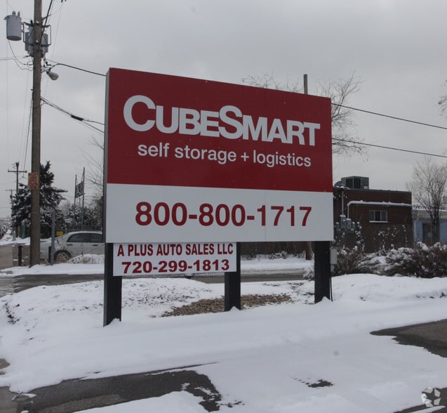 2125 S Valentia St, Denver, CO for lease - Building Photo - Image 3 of 5