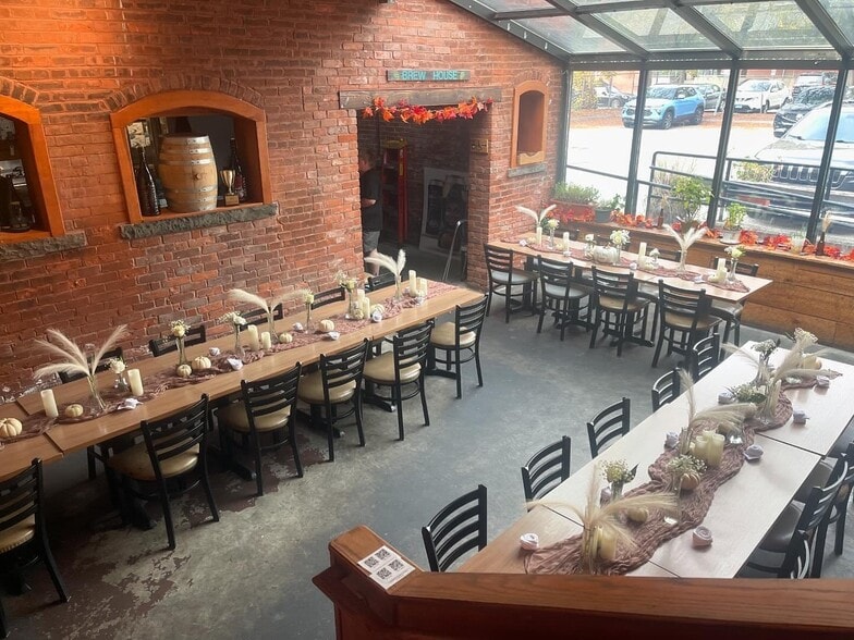 78 Franklin St, Norwich, CT for lease - Building Photo - Image 2 of 22