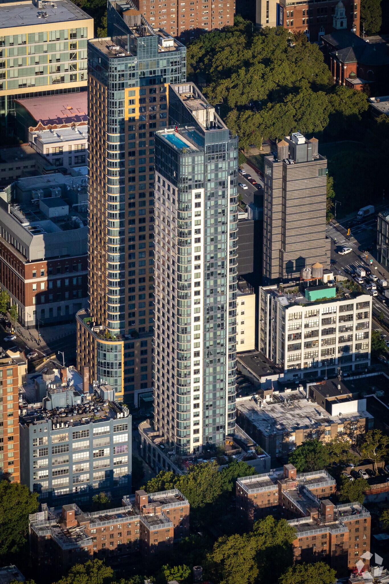 309 Gold St, Brooklyn, NY for lease Building Photo- Image 1 of 9