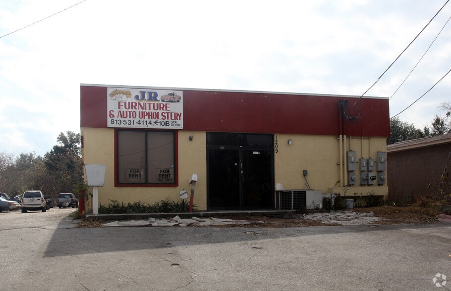 1209 W Brandon Blvd, Brandon, FL for sale - Building Photo - Image 2 of 2