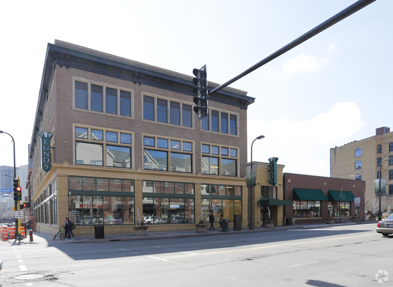 1201 Hennepin Ave, Minneapolis, MN for lease - Primary Photo - Image 1 of 4