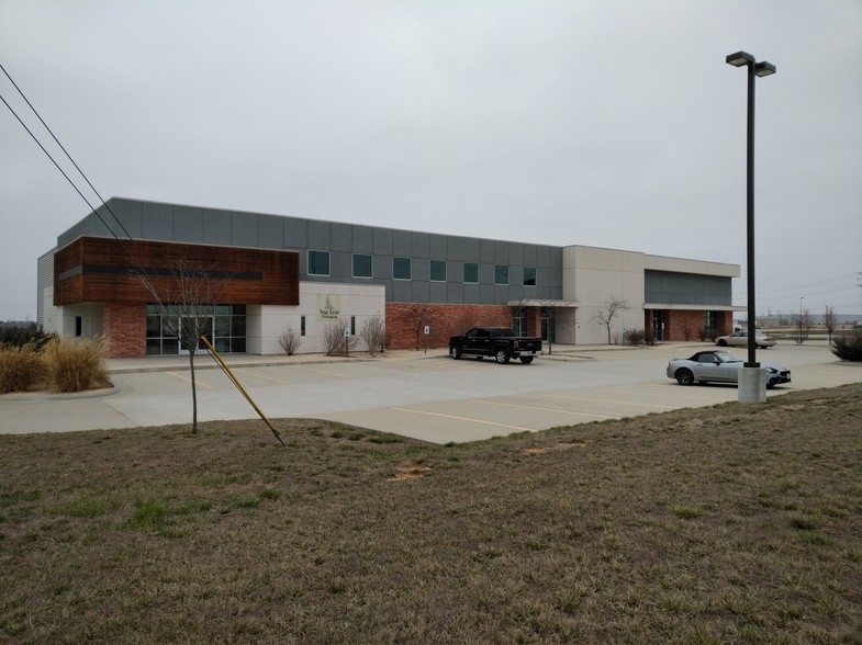 7701 State Hwy FF, Joplin, MO for lease - Building Photo - Image 2 of 3