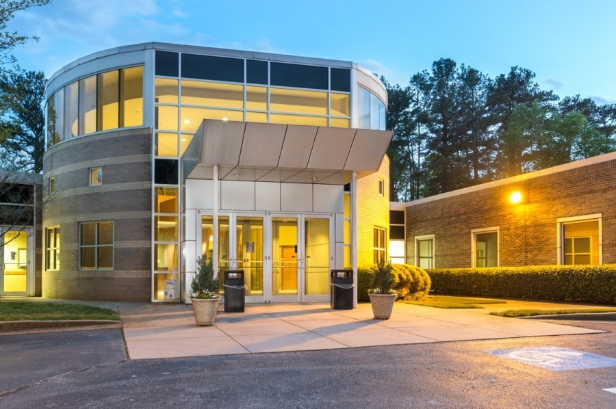 1720 Phoenix Blvd, College Park, GA for lease Primary Photo- Image 1 of 31