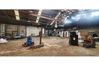 2 Village Walk, Wednesbury à louer Photo intérieure- Image 1 de 2