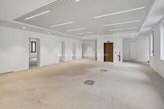 52 Rue De Monceau, Paris for lease Interior Photo- Image 1 of 7