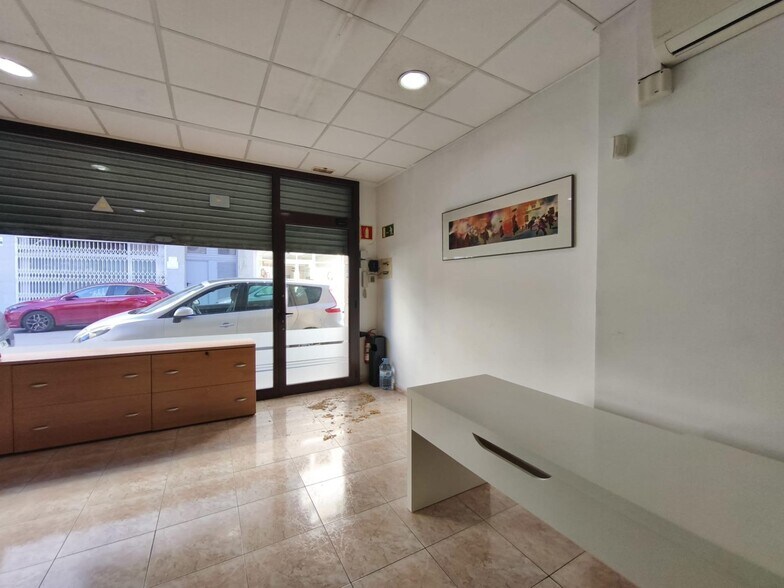 Retail in Vilafranca del Penedès, Barcelona for lease - Interior Photo - Image 2 of 2