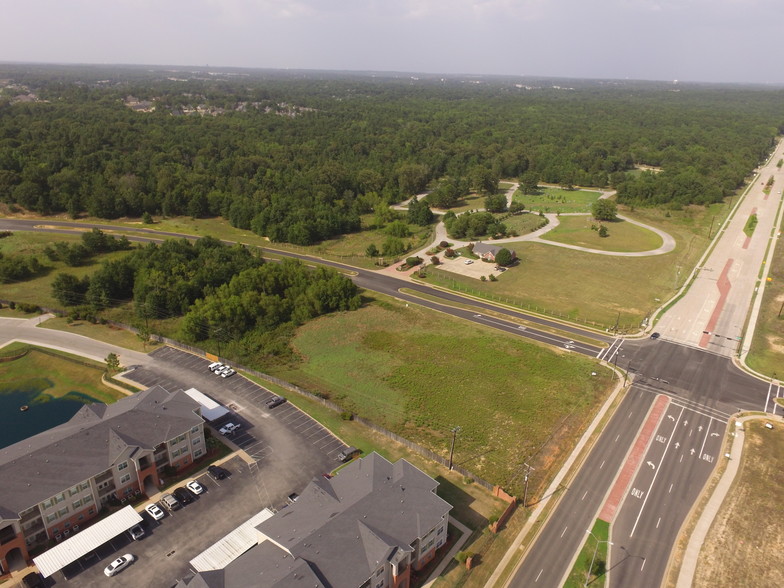 2004 Blue Mountain Blvd, Tyler, TX for sale - Aerial - Image 1 of 3