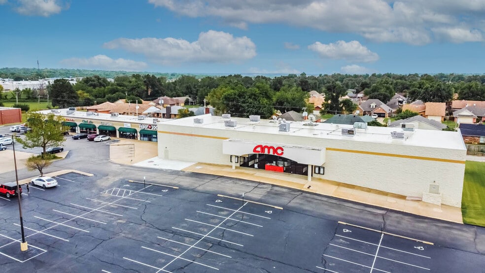 900 E Prospect Ave, Ponca City, OK for lease - Primary Photo - Image 2 of 3