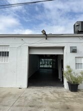 12001-12009 NW 7th Ave, Miami, FL for lease Interior Photo- Image 2 of 7