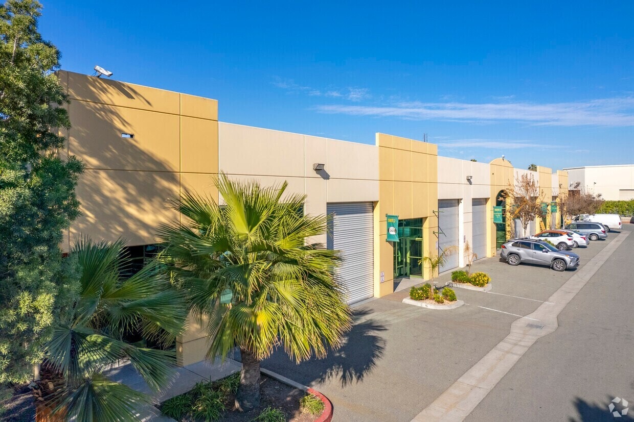 8684 Avenida De La Fuente, San Diego, CA for lease Interior Photo- Image 1 of 1
