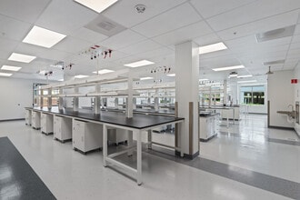 3398 Carmel Mountain Rd, San Diego, CA for lease Interior Photo- Image 2 of 7