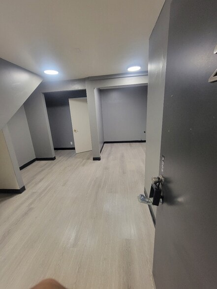 2736-2742 W Orangethorpe Ave, Fullerton, CA for lease - Building Photo - Image 3 of 24