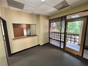 4330 Barranca Pky, Irvine, CA à louer Photo intérieure- Image 2 de 3