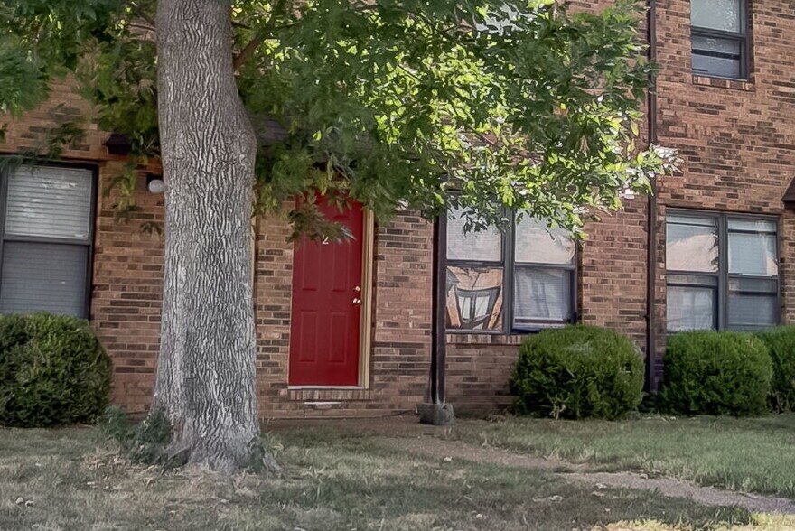 1000 Belle Valley Dr, Belleville, IL à vendre - Photo du bâtiment - Image 2 de 7