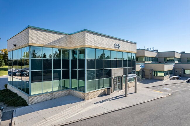 Plus de détails pour 145 Renfrew Dr, Markham, ON - Bureau, Industriel à louer