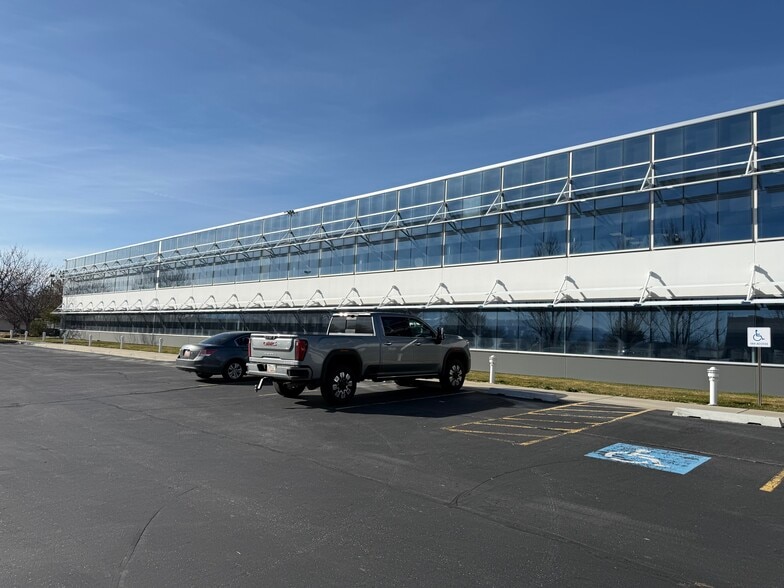 5742 Harold Gatty Dr, Salt Lake City, UT for lease - Building Photo - Image 1 of 15