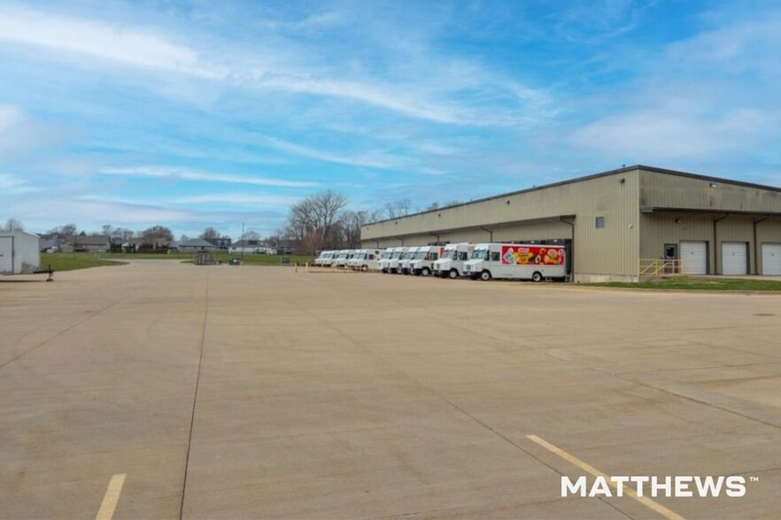 1012 S Bosch Rd, Peoria, IL à vendre - Photo du bâtiment - Image 2 de 3