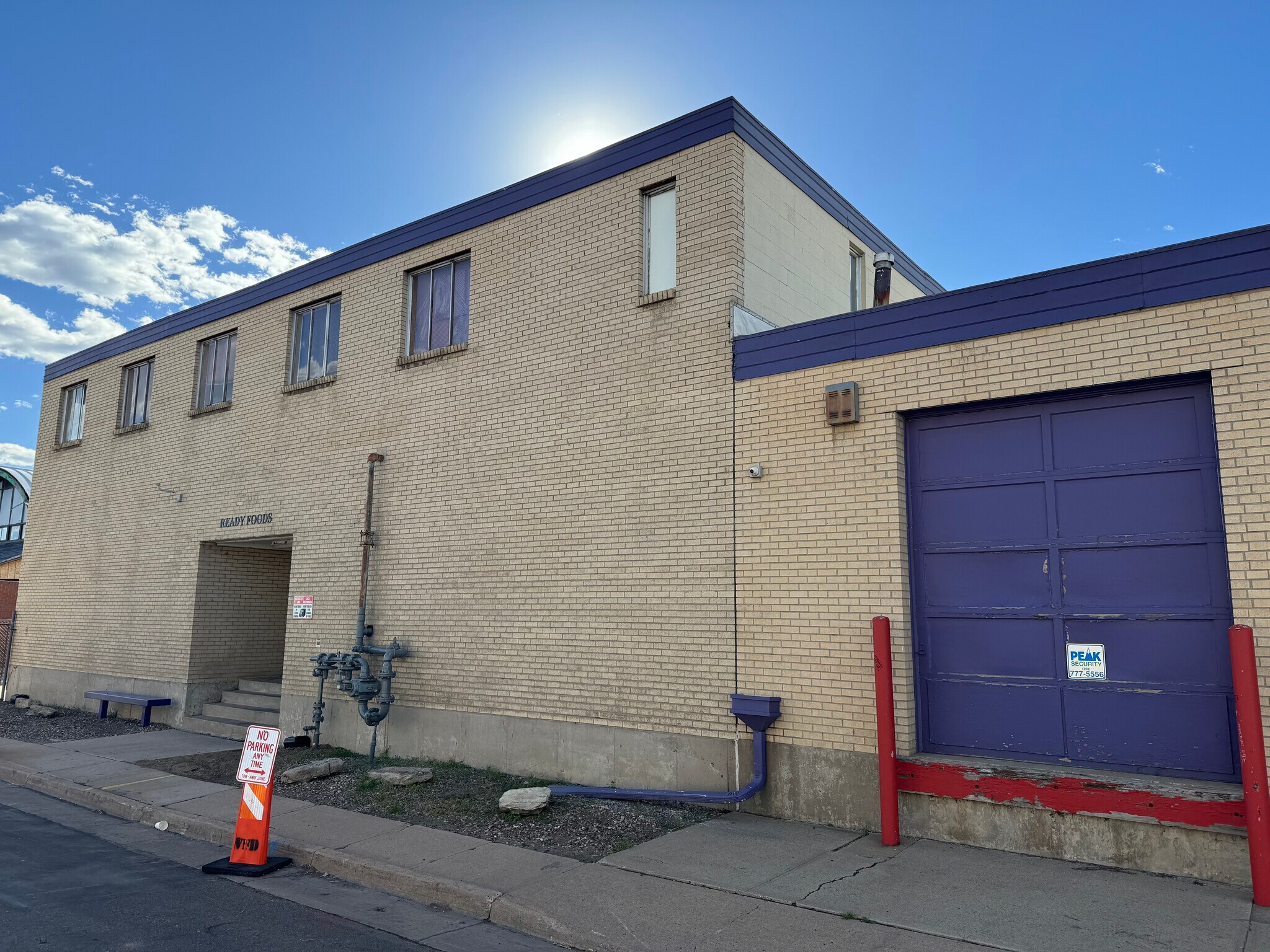 2700-2730 W Barberry Pl, Denver, CO à vendre Photo du bâtiment- Image 1 de 16