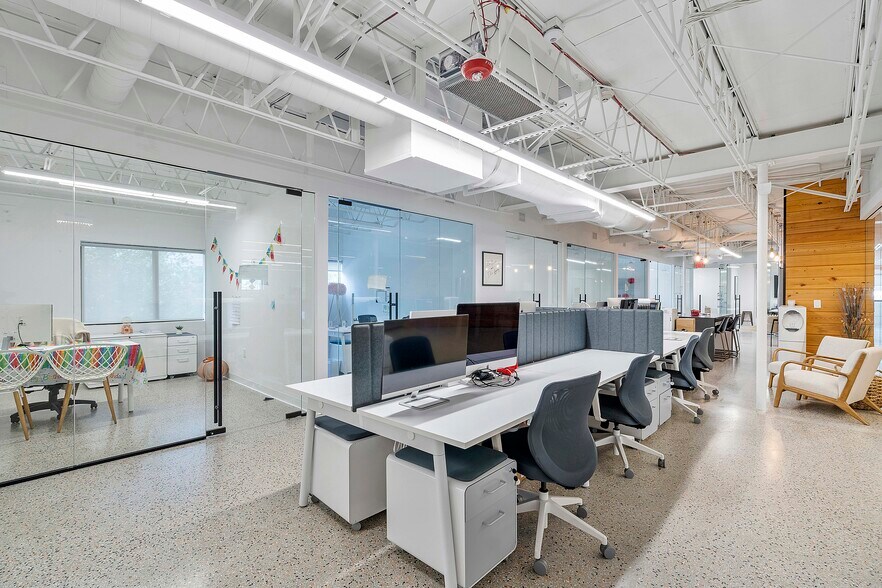 900 NW 6th St, Fort Lauderdale, FL à louer - Photo intérieure - Image 3 de 16