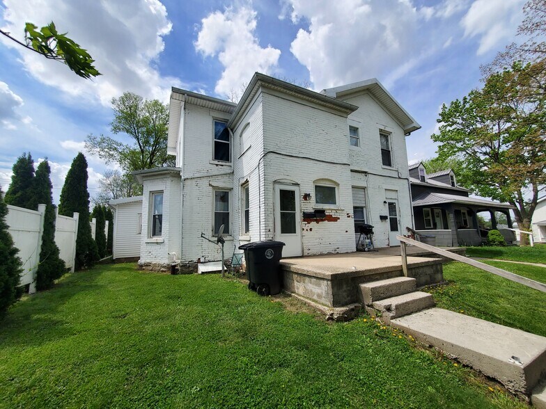 128 N 4th St, Upper Sandusky, OH à vendre - Photo du bâtiment - Image 2 de 27
