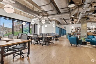 711 Navarro St, San Antonio, TX for lease Interior Photo- Image 2 of 19