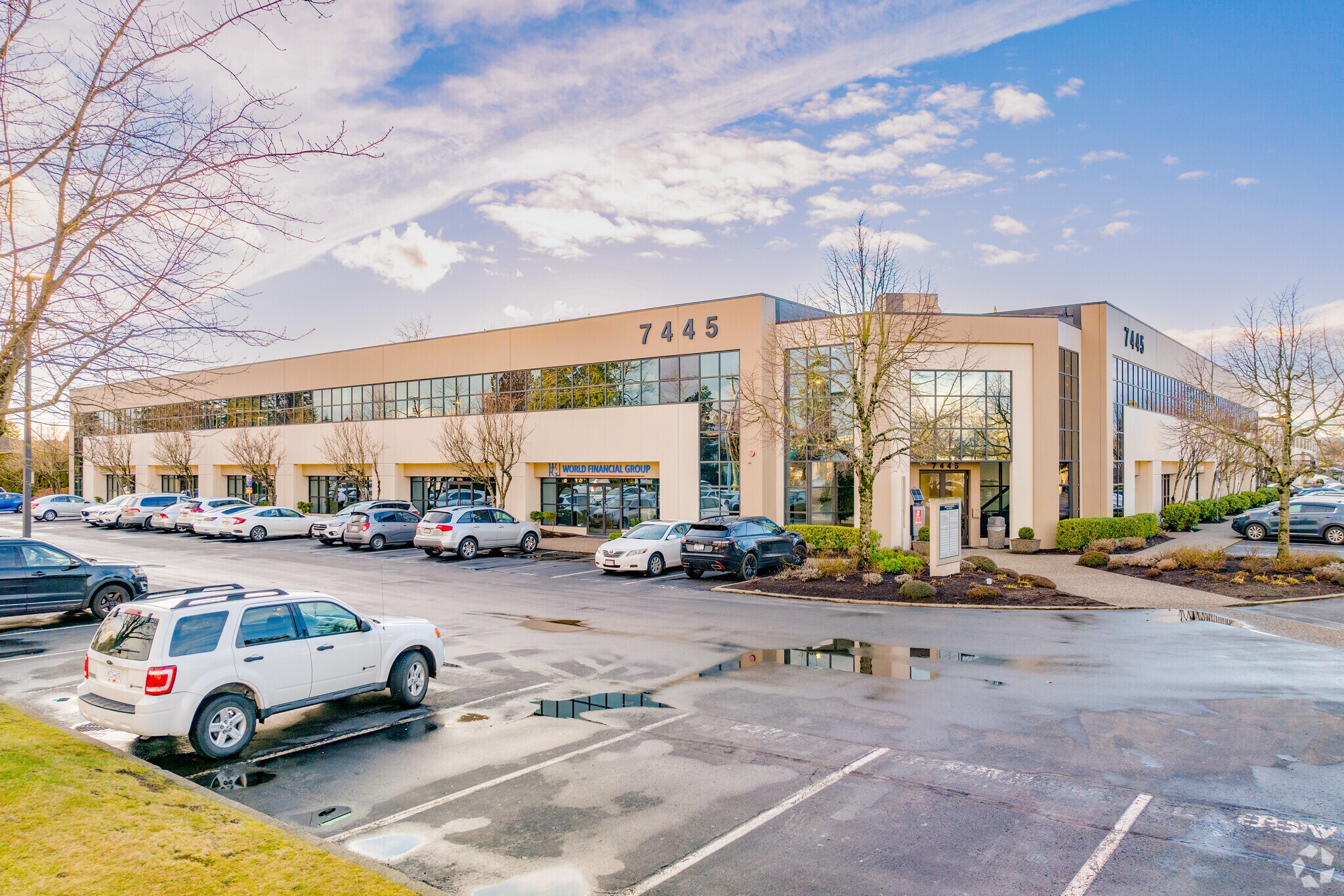 7445 132nd St, Surrey, BC à louer Photo du bâtiment- Image 1 de 8