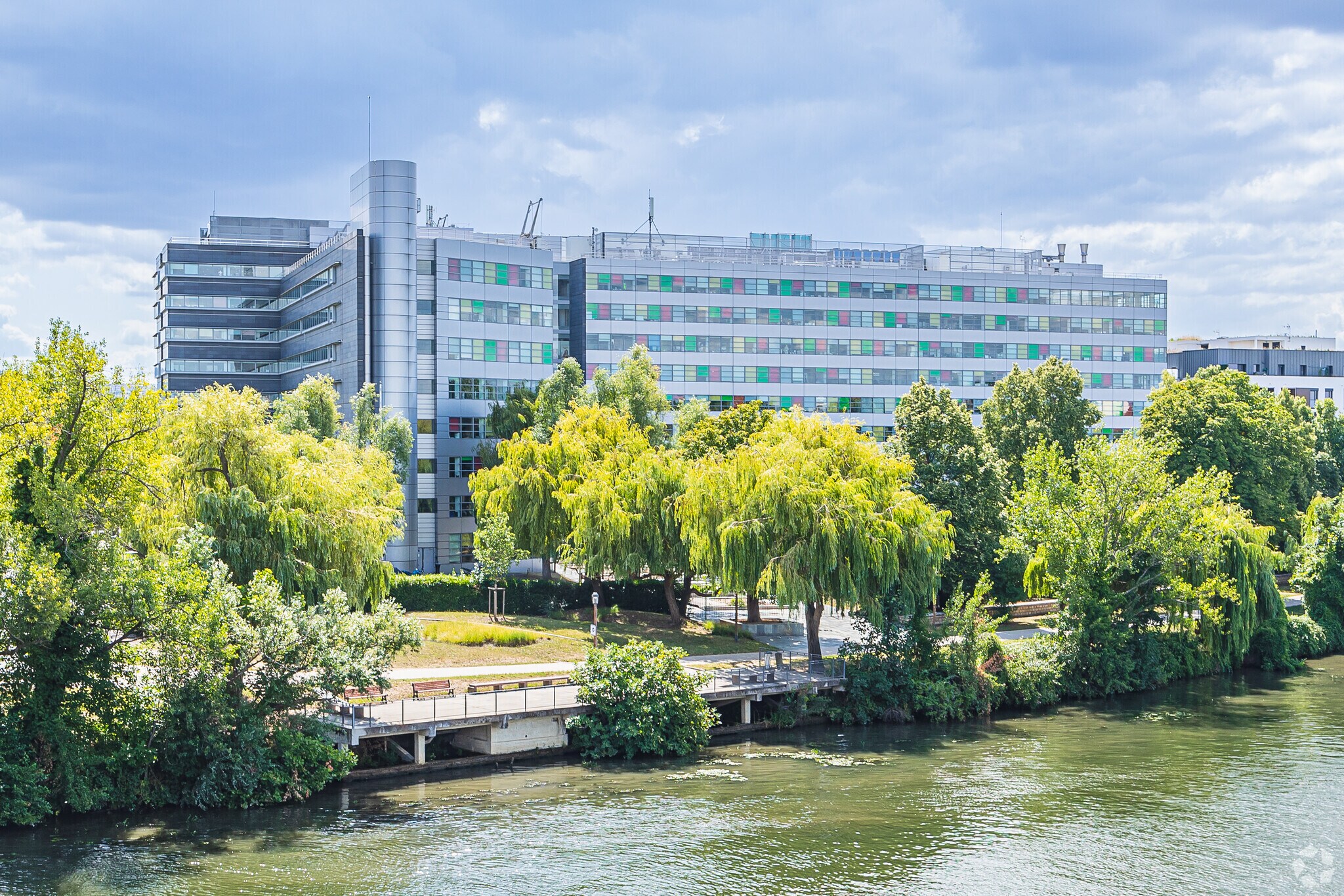 2-4 Rue Des Martinets, Rueil-Malmaison à louer Photo du bâtiment- Image 1 de 2