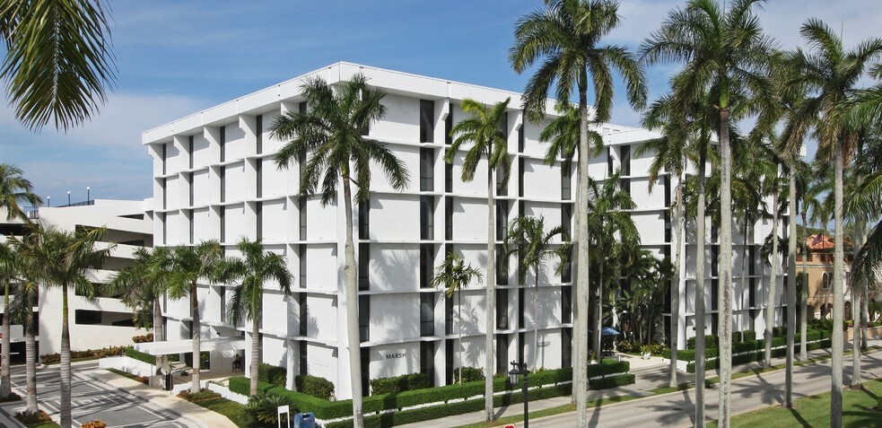251 Royal Palm Way, Palm Beach, FL à louer - Photo du bâtiment - Image 1 de 11