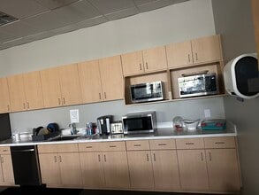 12425 Race Track Rd, Tampa, FL à louer Photo intérieure- Image 2 de 22