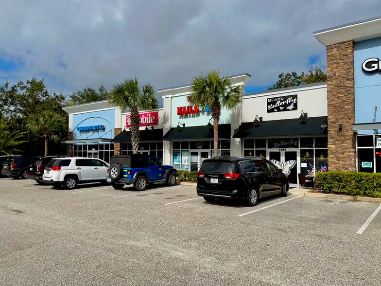 State Road 44 & Wallace, New Smyrna Beach, FL à louer - Photo du bâtiment - Image 2 de 4