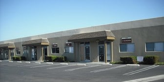 1600-1618 E Wilshire Ave, Santa Ana CA - Entrepôt