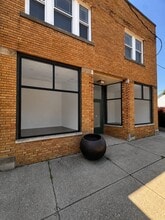 15813 Waterloo Rd, Cleveland, OH for lease Building Photo- Image 2 of 13