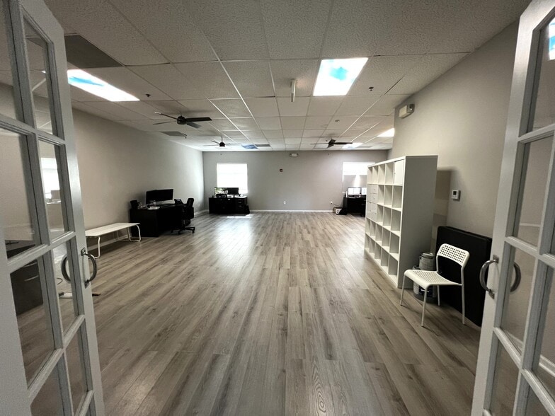 601 N Congress Ave, Delray Beach, FL for sale - Building Photo - Image 2 of 24